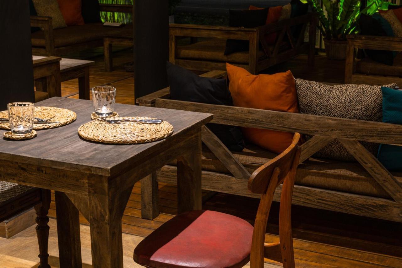 Locale Hotel Weligama Luaran gambar